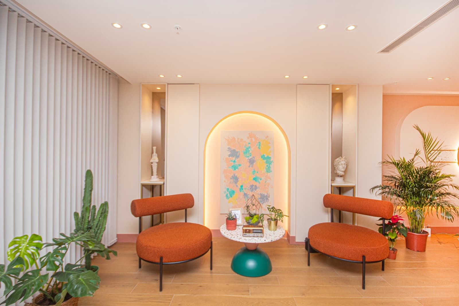 Emre Özenalp Kliniği - Elegant Design